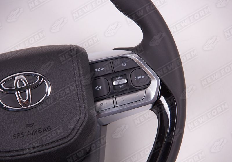 Руль GR черный Toyota Land Cruiser 200 2012-2015