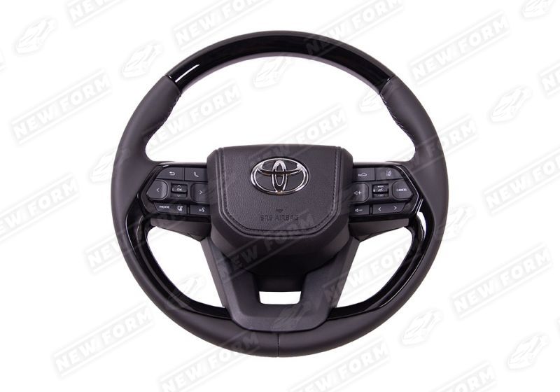 Руль GR черный Toyota Land Cruiser 200 с 2015 года выпуска