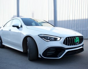 CLA118_ObvesWhite_1