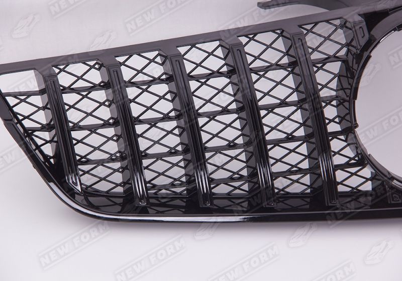 Решетка радиатора AMG GT черная Mercedes E-class Coupe C207