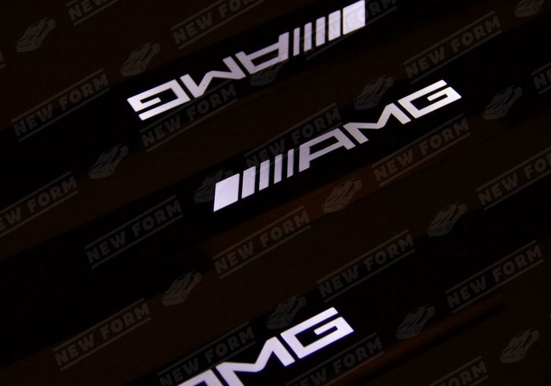 Накладки на пороги AMG с подсветкой черные Mercedes G-class W463