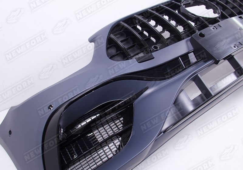 Передний бампер 6.3 AMG с черной решеткой радиатора Mercedes E-class W213 рестайлинг