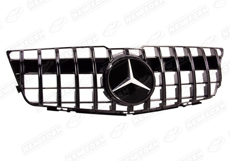 Решетка радиатора Panamerica черная Mercedes GLK X204 рестайлинг