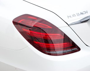S222_restMaybach-white_9
