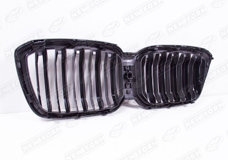 Решетка радиатора F97 BMW X3 G01 рестайлинг