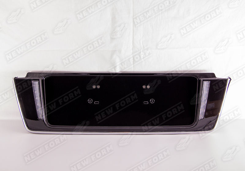 Накладка под номер со светодиодным задним ходом Superior Black Lexus LX 570 с 2015 года