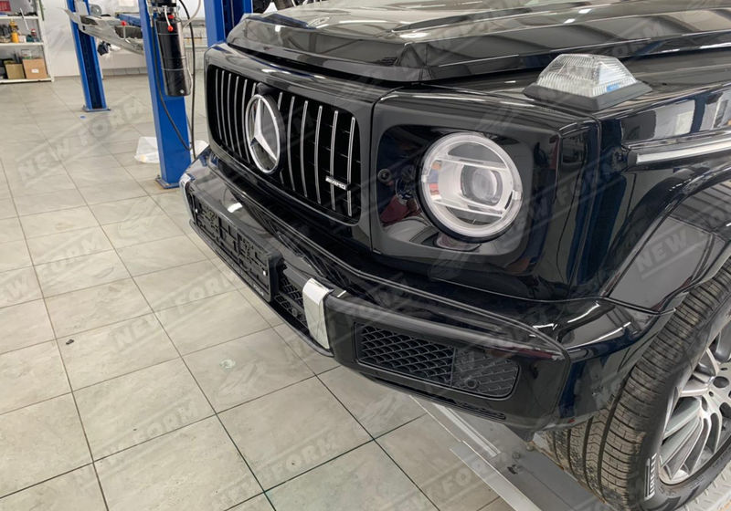 Решетка радиатора хром с черными очками 6.3 AMG Mercedes G-class W464