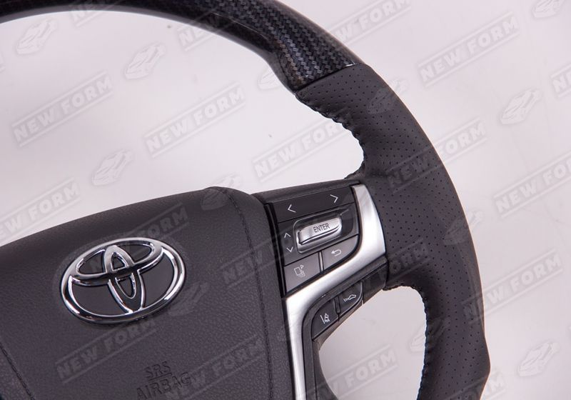Руль карбон Toyota Land Cruiser 200 2007-2012
